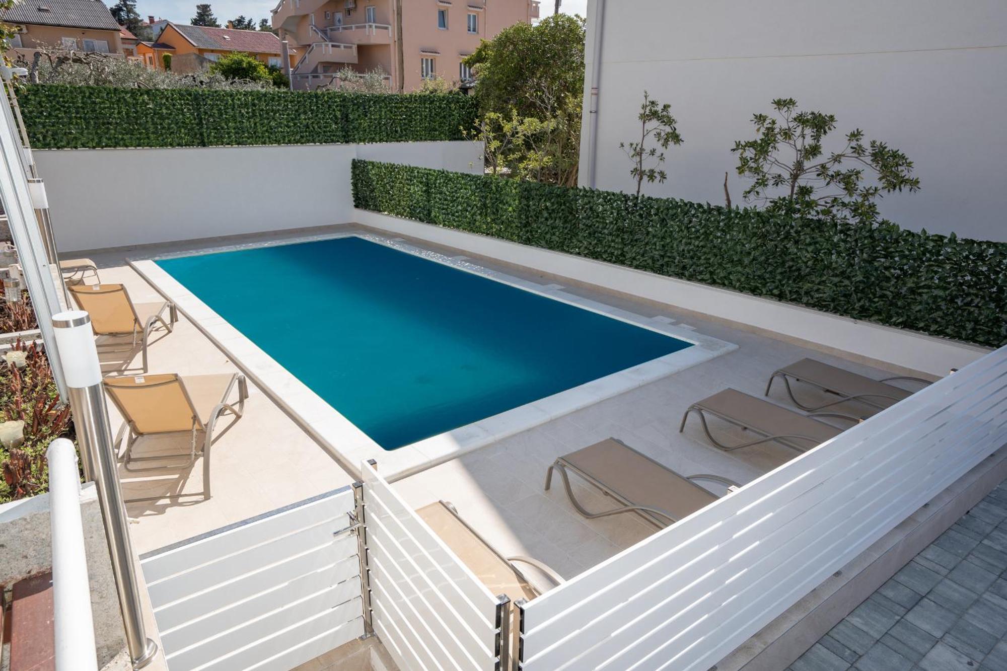 Pool Mansion Magnolia - Comfort Rooms Novalja Luaran gambar